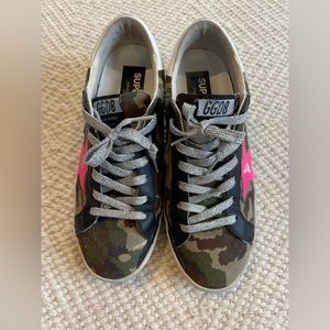 Golden Goose size 39. Camo Sneaker. Worn multiple times and in used condition.